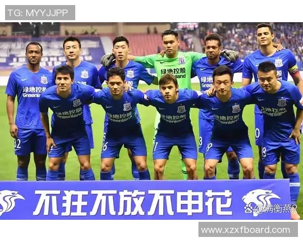 五大联赛官方社媒发声回应争议事件 引发球迷热议与讨论 五大联赛官方社媒发声回应争议事件 引发球迷热议与讨论